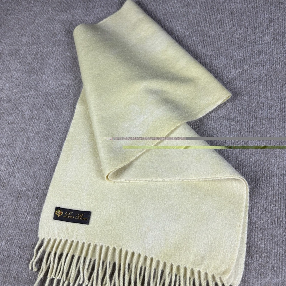 Loro Piana 100% Cashmere Scarf Ivory Cream Fringe Made in Italy ‎ 55 X 12